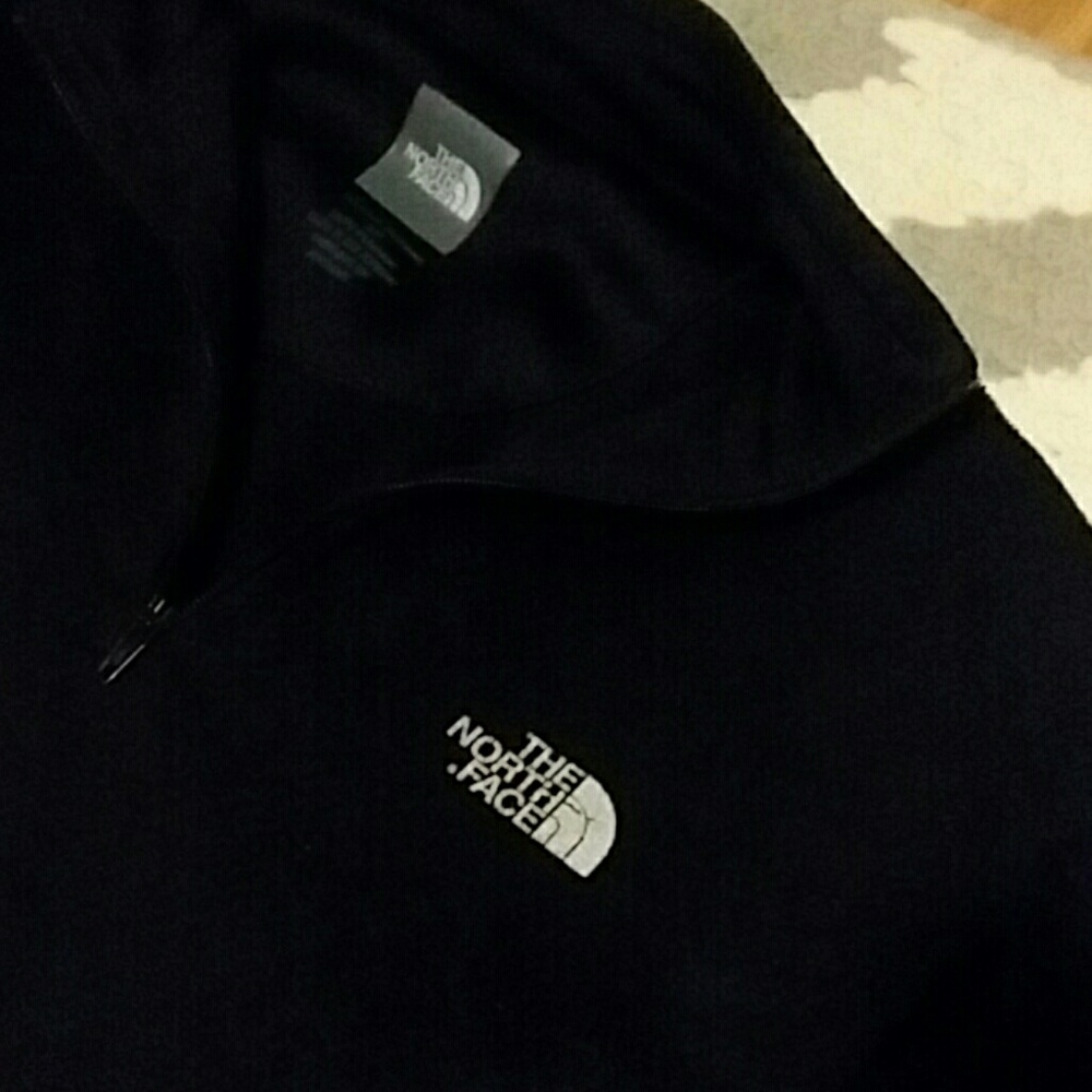 North face quarter zip